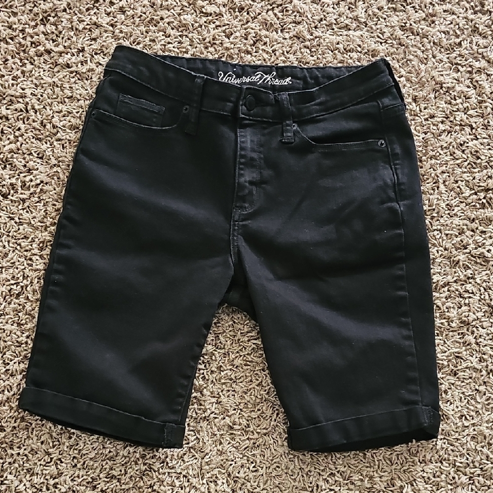 Universal Thread Shorts High Rise Bermuda Black Denim 6/28R Stretch